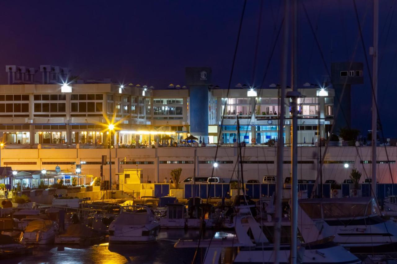 דירות Radazul Marina Seafront 5 מראה חיצוני תמונה